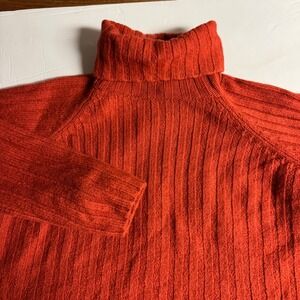 A Giannetti Women's Orange‎ Merino Wool Ribbed Crop Turtleneck Sweater Size S